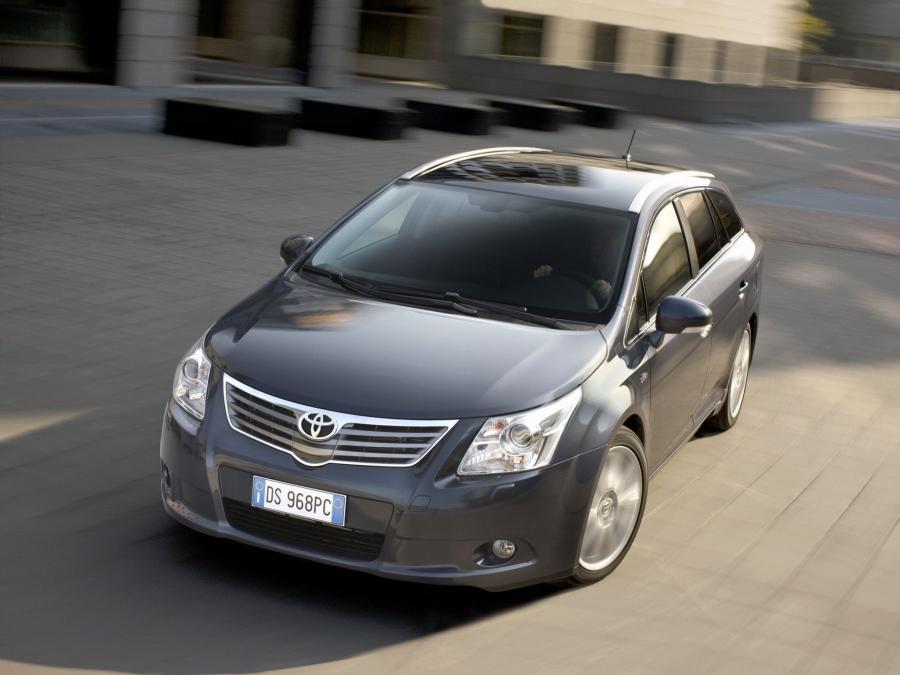  Toyota Avensis Wagon 2008 года  (фото 28 из 53)